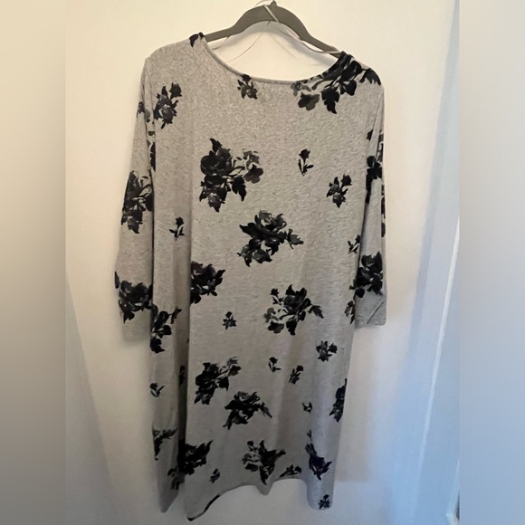 EUC 2X Penningtons Floral Grey Dress - Picture 3 of 6